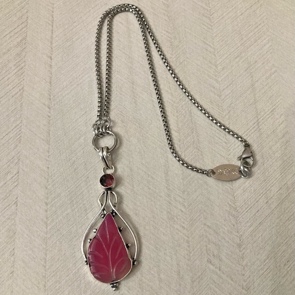Genuine pink topaz & pink carved agate in leaf shape gemstone chain necklace - Picture 8 of 13